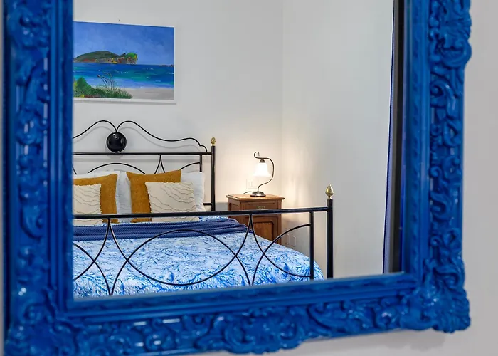 Sardinia Re - La Casa Azul Apartment